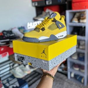 Jordan 4 Retro Lighting (DS)